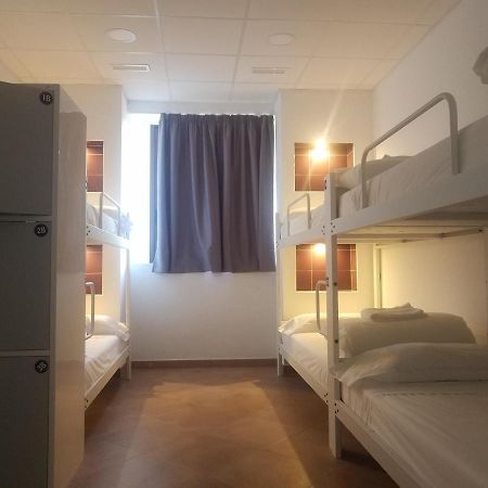 Benarraba Hostel Εξωτερικό φωτογραφία