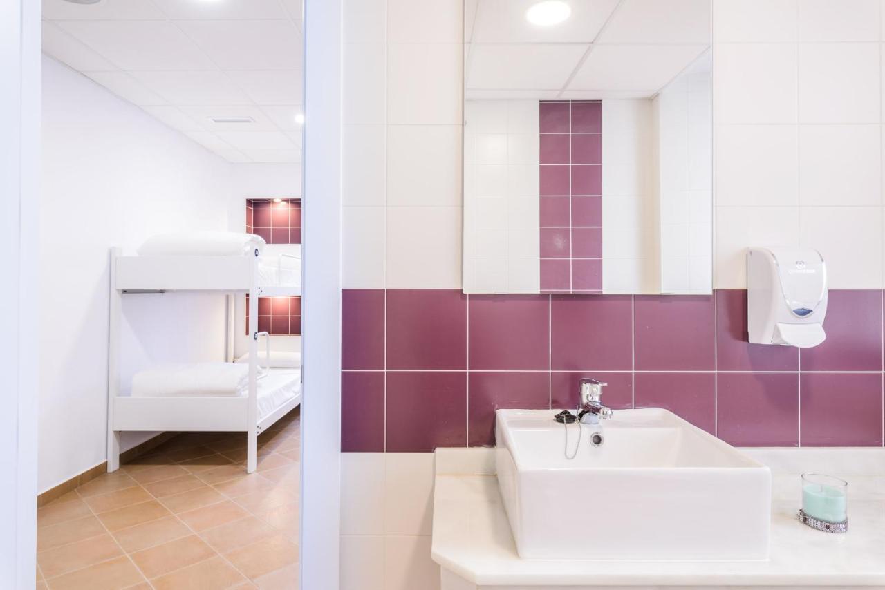 Benarraba Hostel Εξωτερικό φωτογραφία